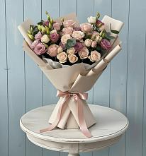 Букет цветов из:  Розы и Лизиантусы в Шевляково