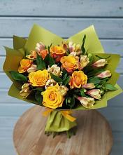 Букет цветов из:  Альстромерии и Розы в Шевляково