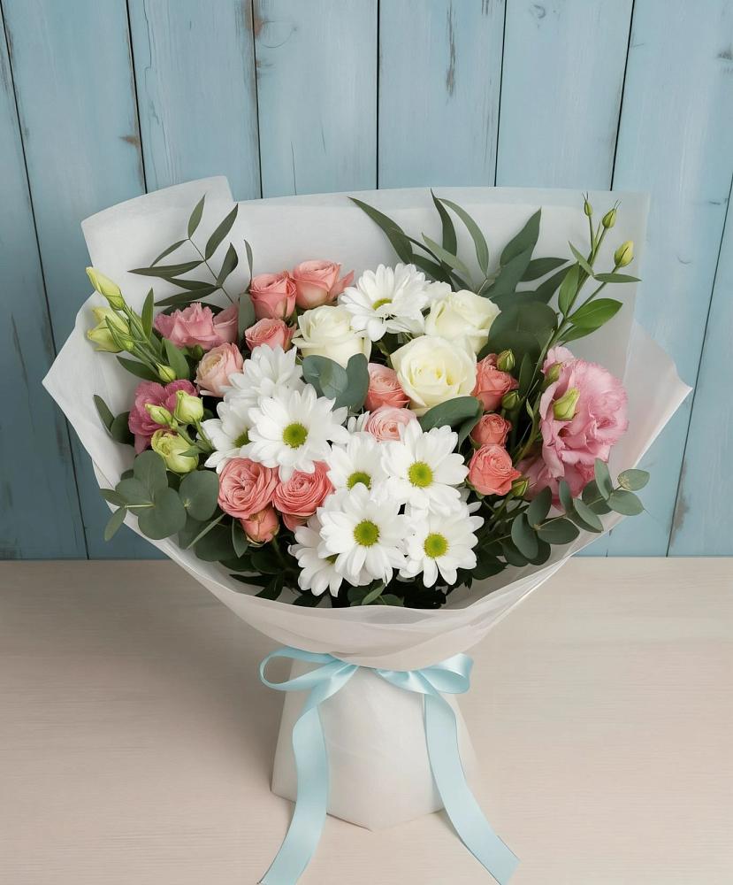 Букет цветов из: Розы, Лизиантусы и Хризантемы в Шевляково