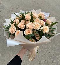 Букет Кремовые розы Латте в Шевляково