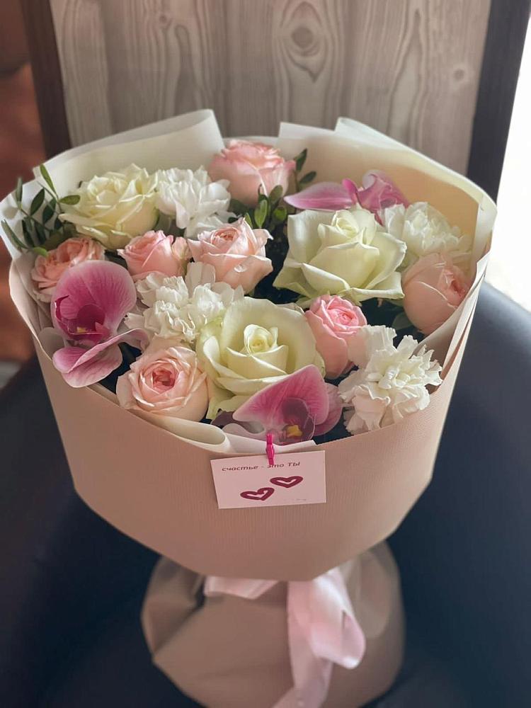 Букет цветов из: Орхидеи, Розы и Гвоздики в Шевляково