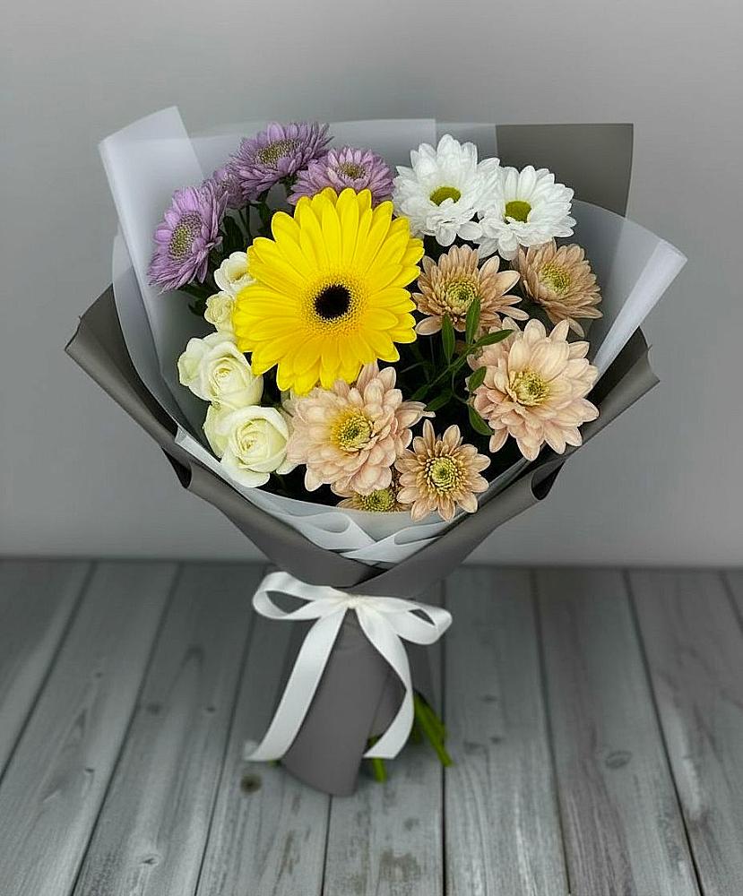 Букет цветов из: Розы, Герберы и Хризантемы в Шевляково