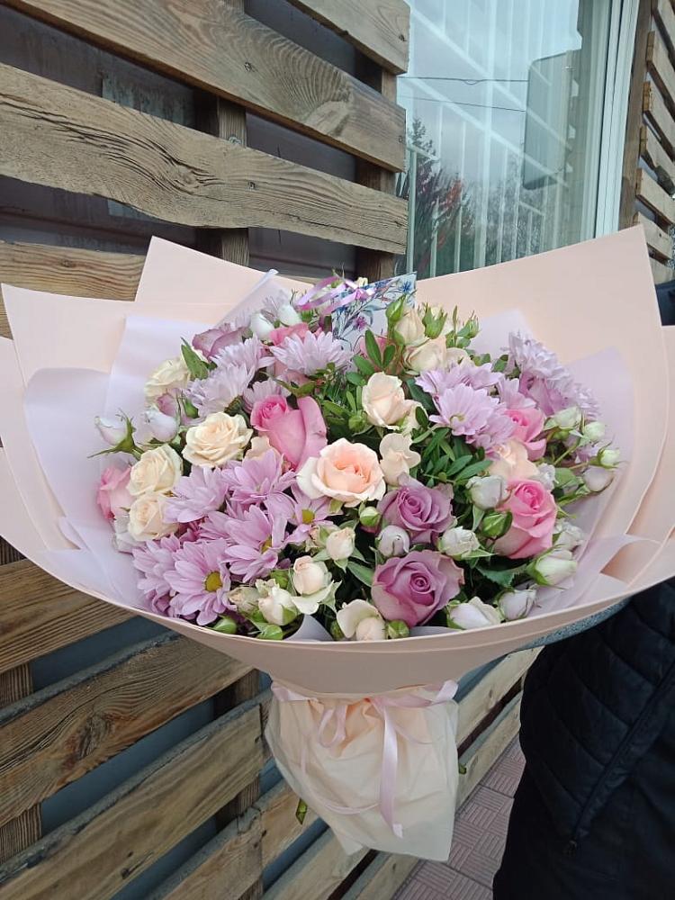 Букет цветов из: Розы и Хризантемы в Шевляково