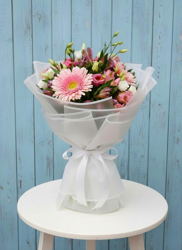 Букет цветов из: Герберы, Альстромерии и Лизиантусы в Шевляково