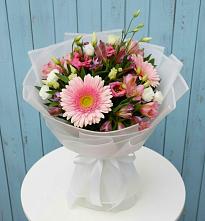Букет цветов из:  Герберы, Альстромерии и Лизиантусы в Шевляково