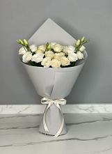 Букет цветов из:  Розы и Лизиантусы в Шевляково